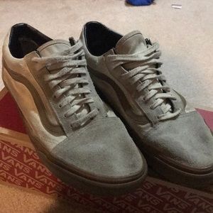 Men’s vans in pretty good condition.
